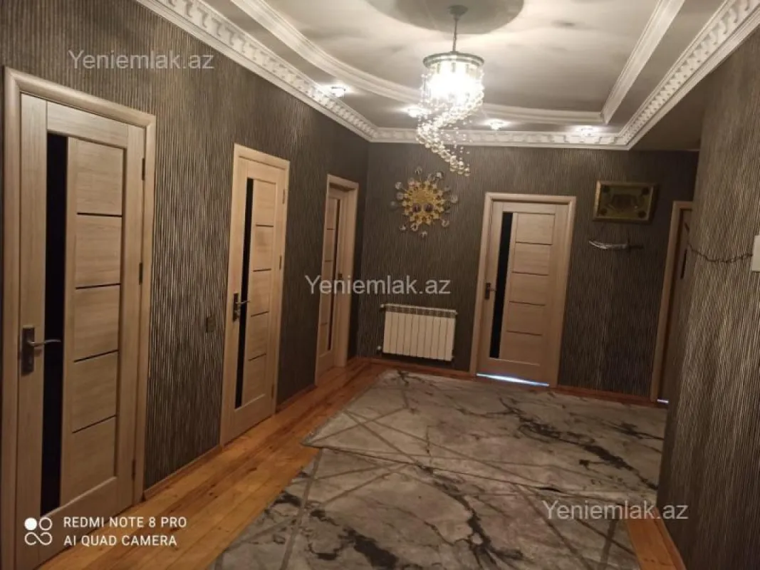 Satılır 4 otaqlı yeni tikili 150 m²