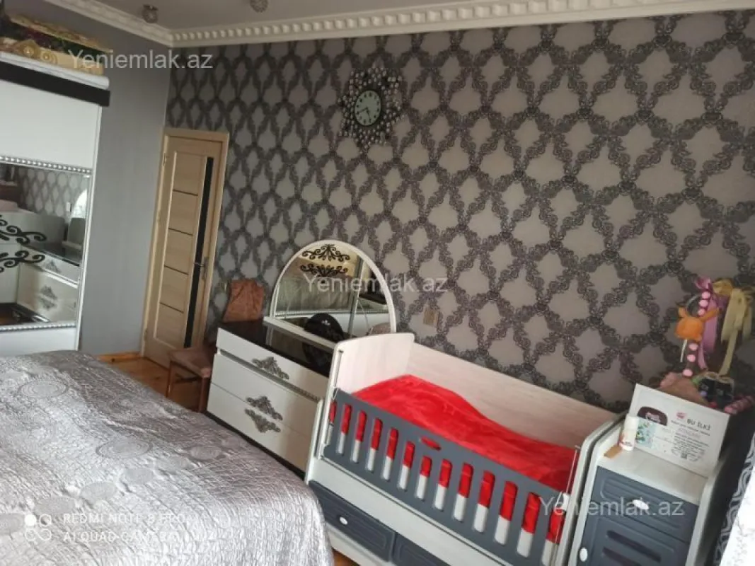 Satılır 4 otaqlı yeni tikili 150 m²