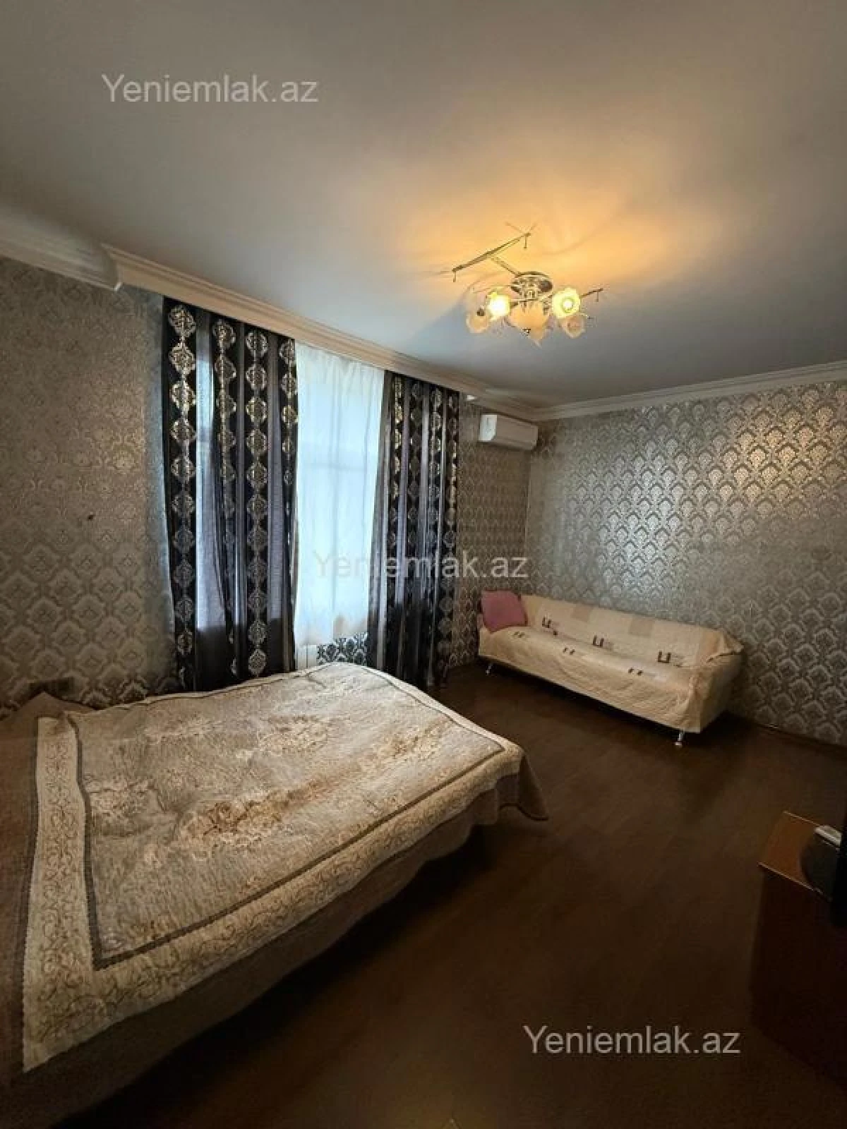 Satılır 2 otaqlı köhnə tikili 40 m²