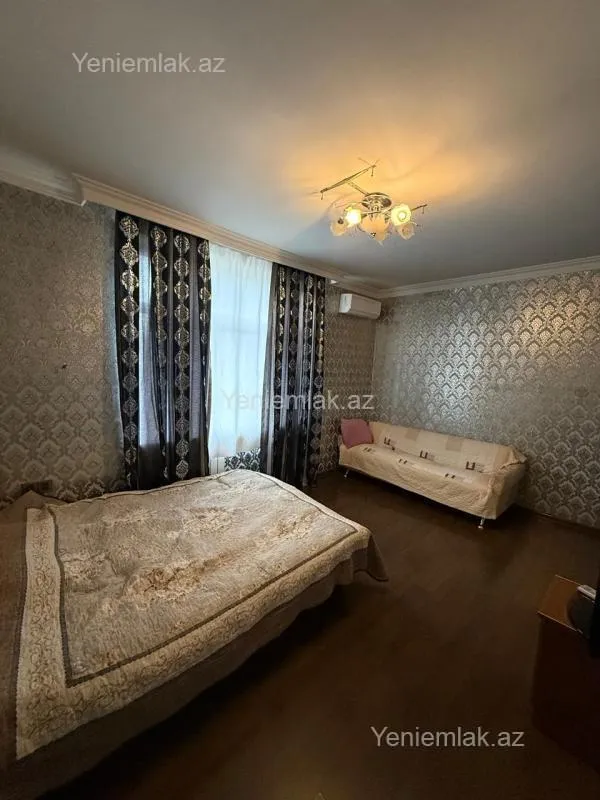 Satılır 2 otaqlı köhnə tikili 40 m²