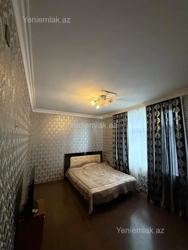 Satılır 2 otaqlı köhnə tikili 40 m²