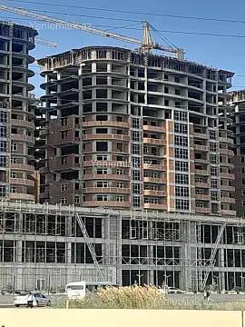 Satılır 2 otaqlı yeni tikili 79 m²