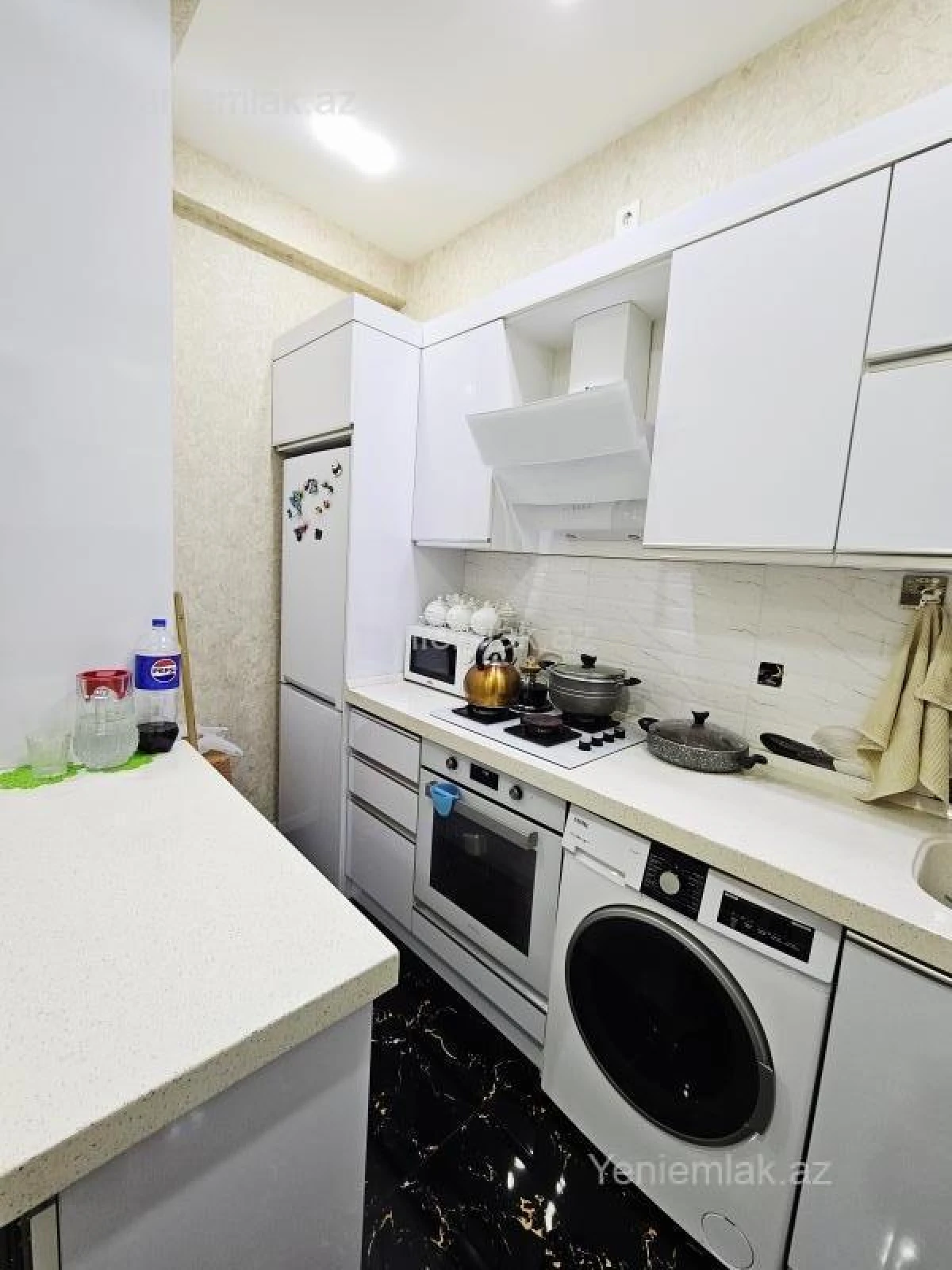 Satılır 3 otaqlı yeni tikili 65 m²