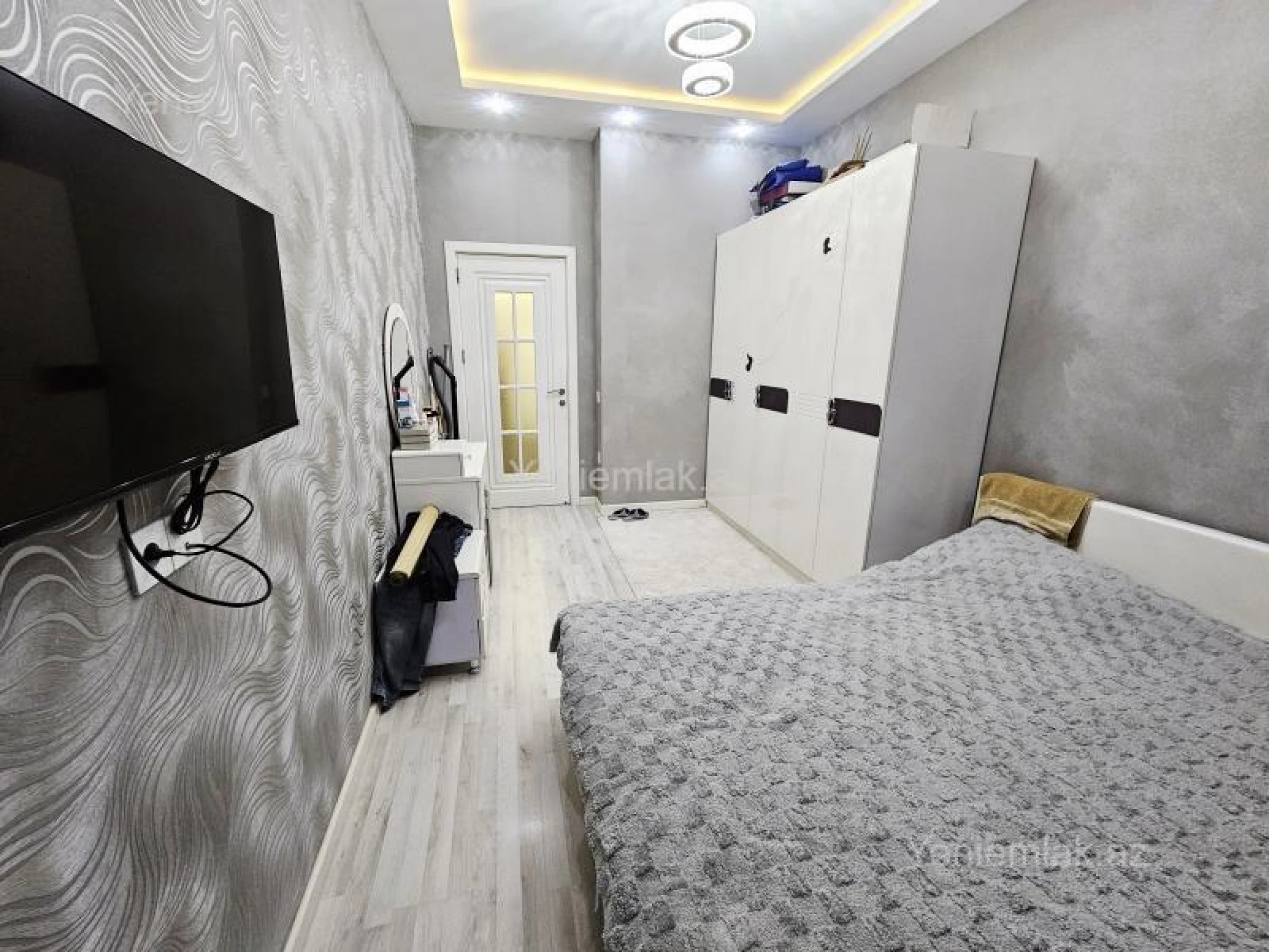 Satılır 3 otaqlı yeni tikili 65 m²