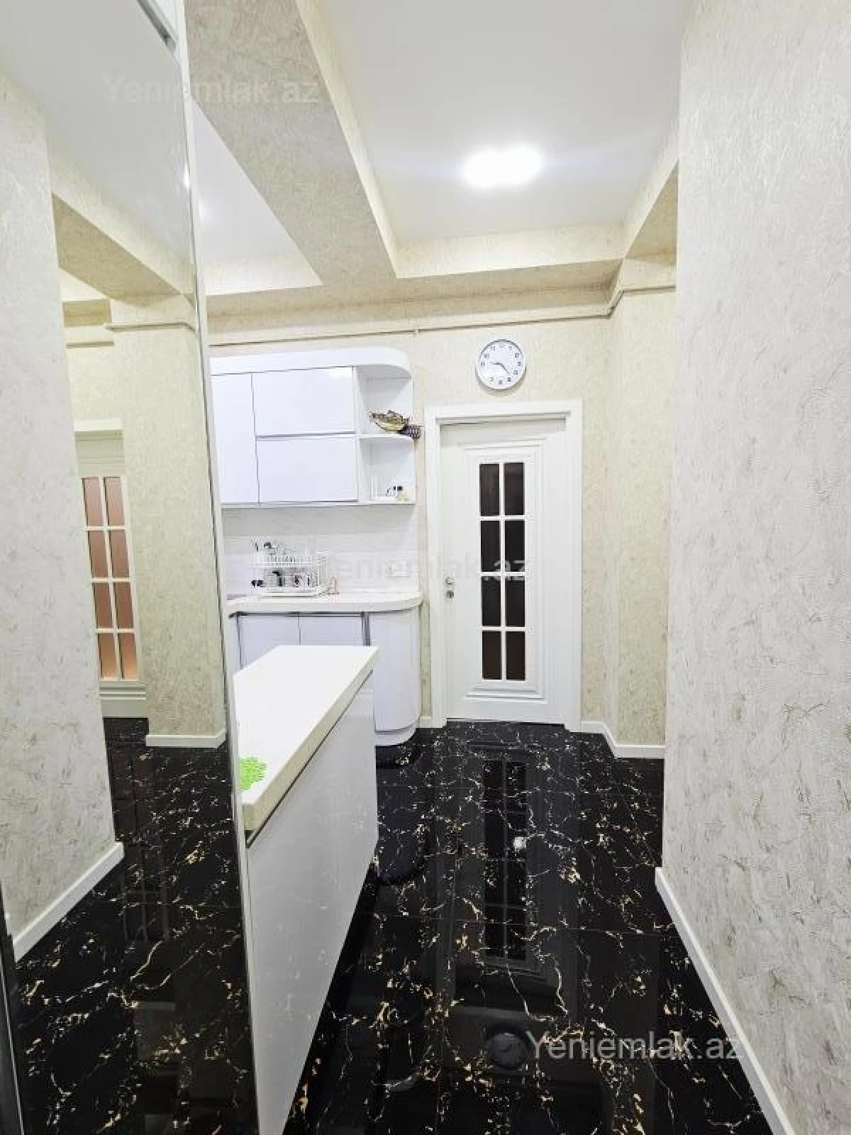 Satılır 3 otaqlı yeni tikili 65 m²