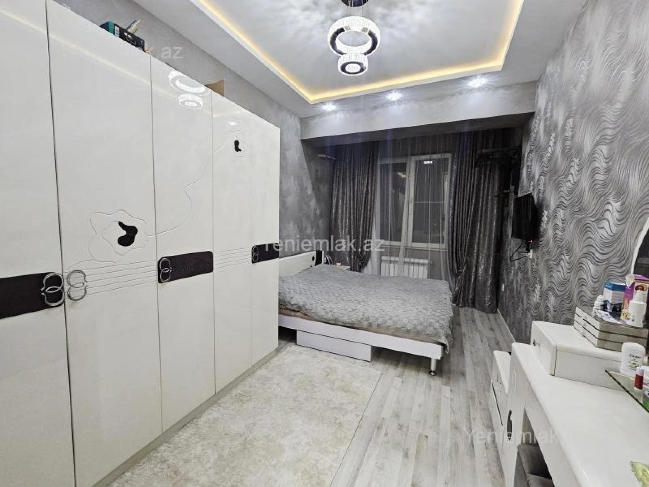 Satılır 3 otaqlı yeni tikili 65 m²