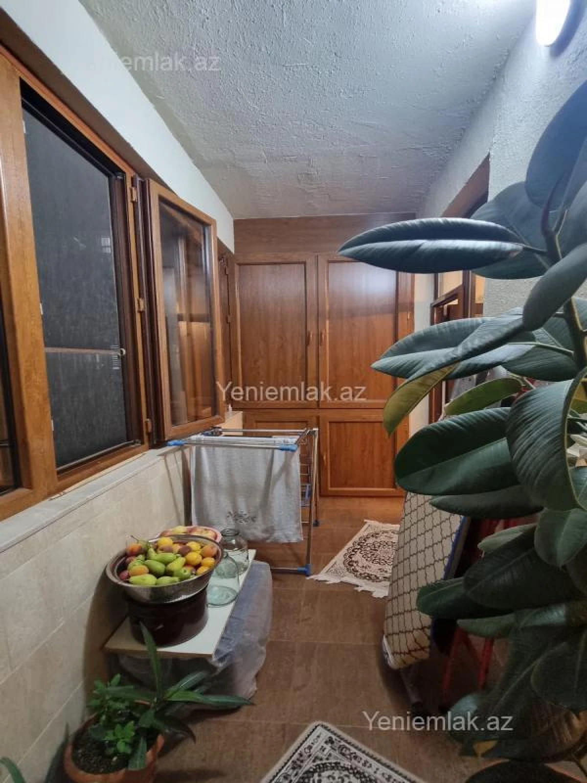 Satılır 3 otaqlı yeni tikili 160 m²