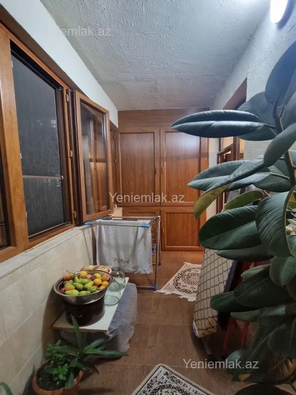 Satılır 3 otaqlı yeni tikili 160 m²