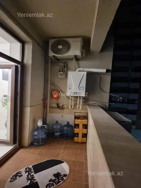 Satılır 3 otaqlı yeni tikili 160 m²