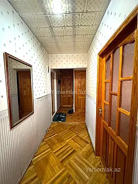 Satılır 2 otaqlı köhnə tikili 70 m²