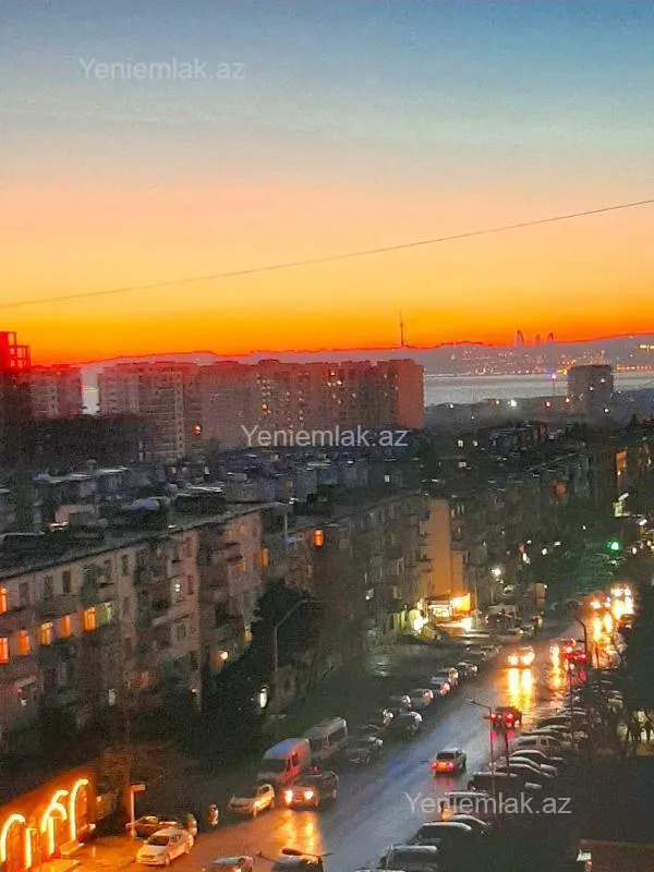 Satılır 2 otaqlı köhnə tikili 70 m²