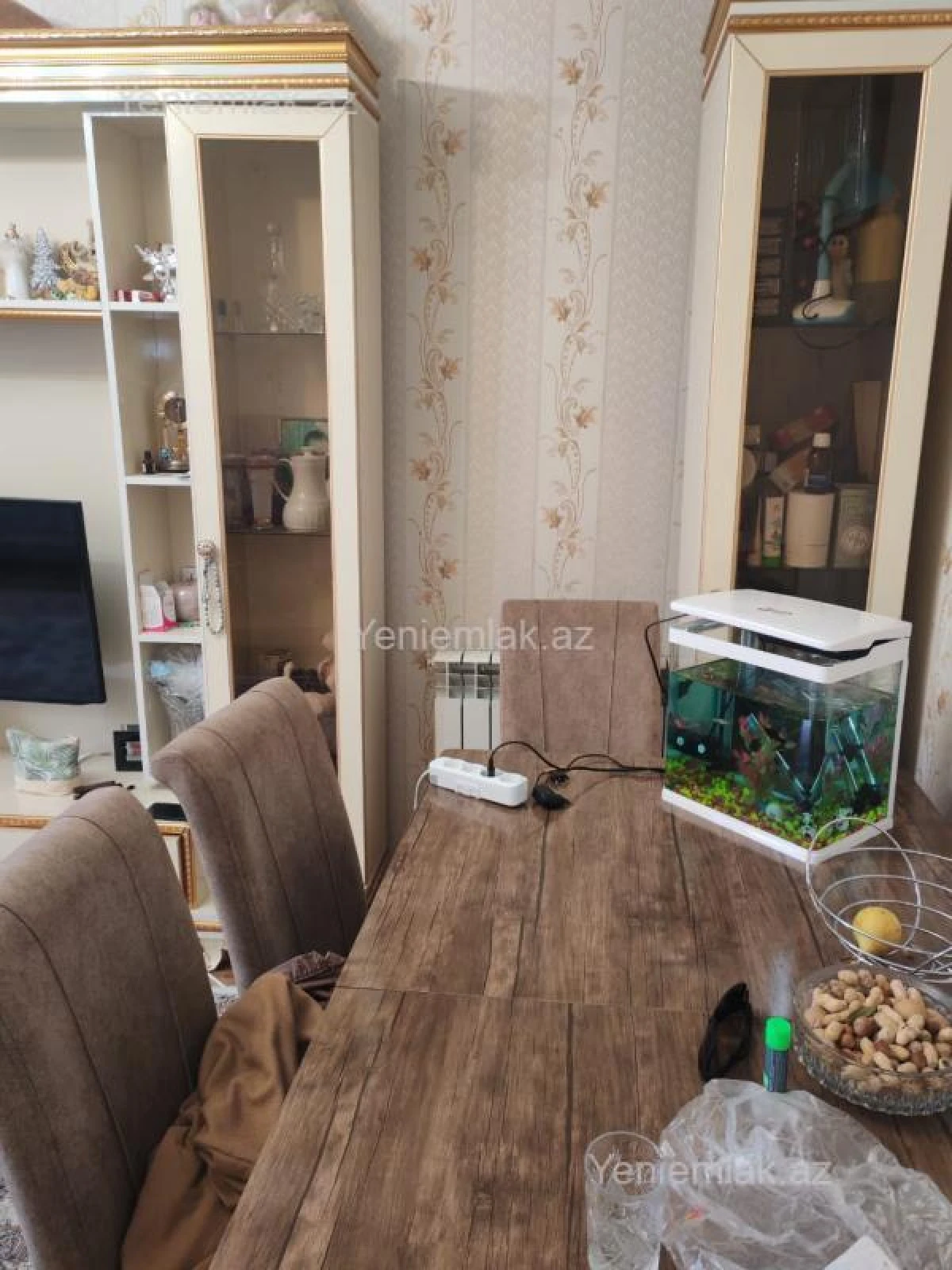 Satılır 3 otaqlı köhnə tikili 68 m²