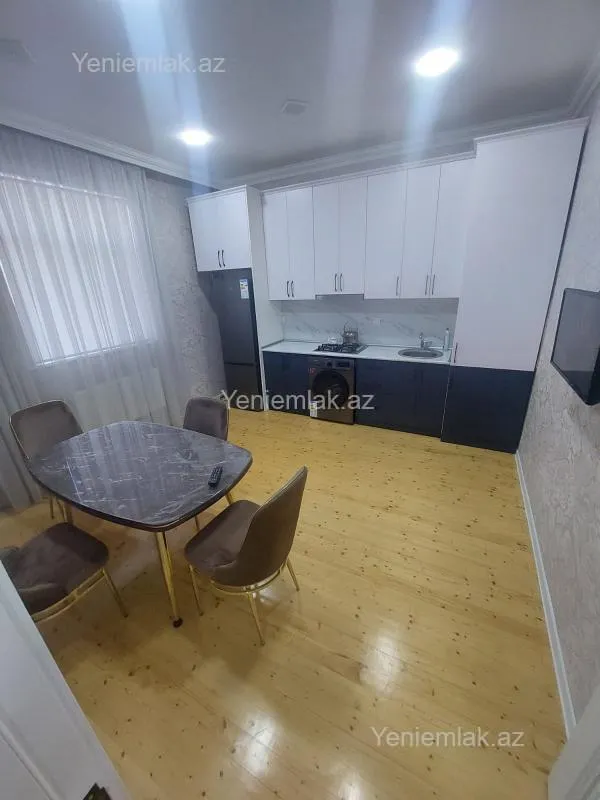 Satılır 3 otaqlı həyət evi 130 m²