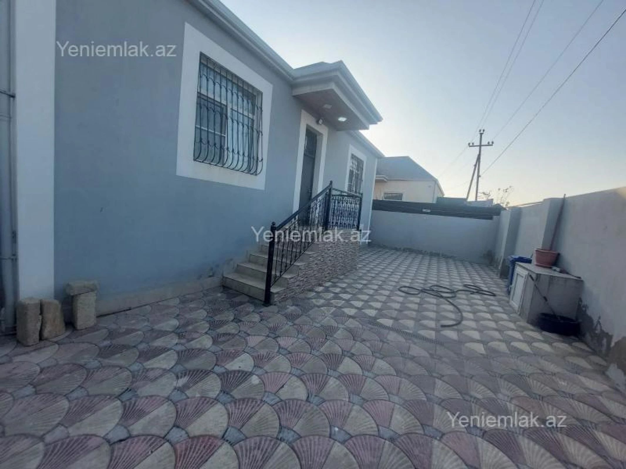 Satılır 3 otaqlı həyət evi 130 m²