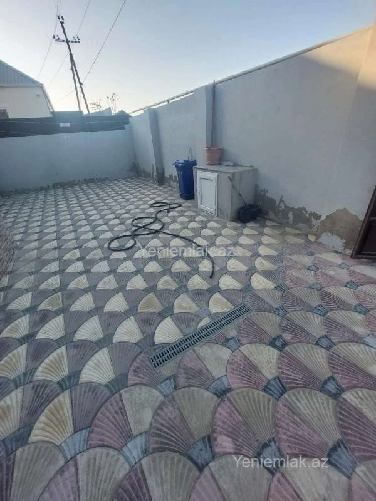 Satılır 3 otaqlı həyət evi 130 m²