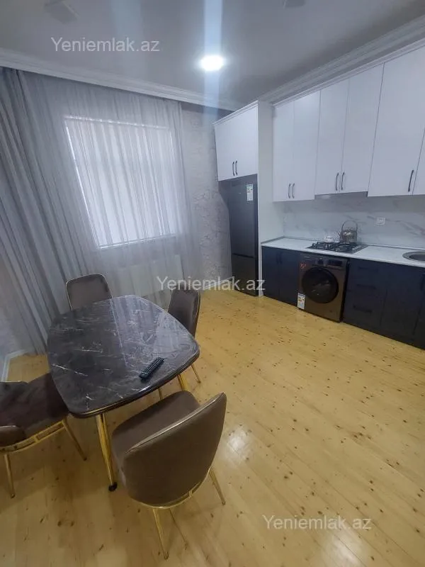 Satılır 3 otaqlı həyət evi 130 m²