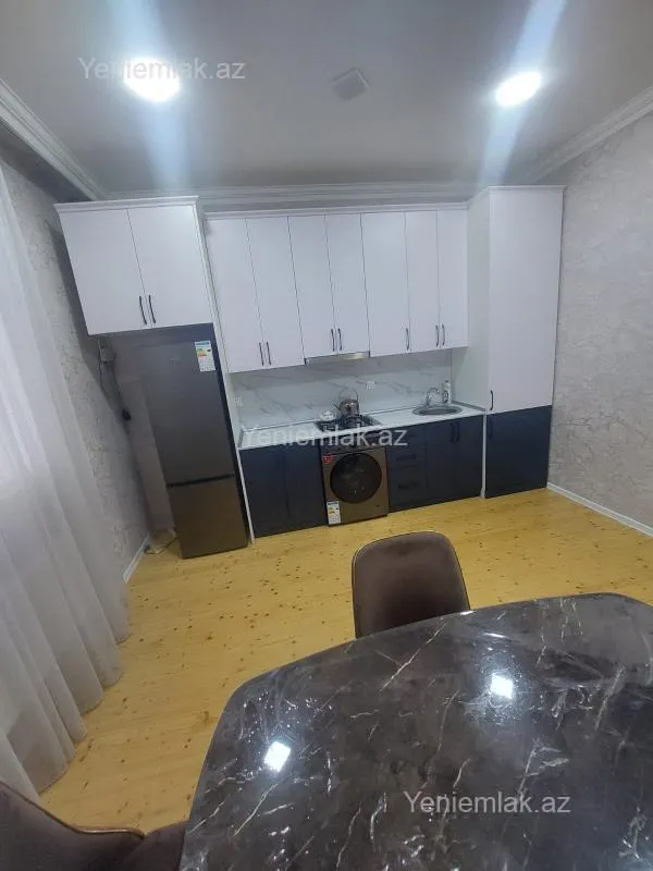 Satılır 3 otaqlı həyət evi 130 m²
