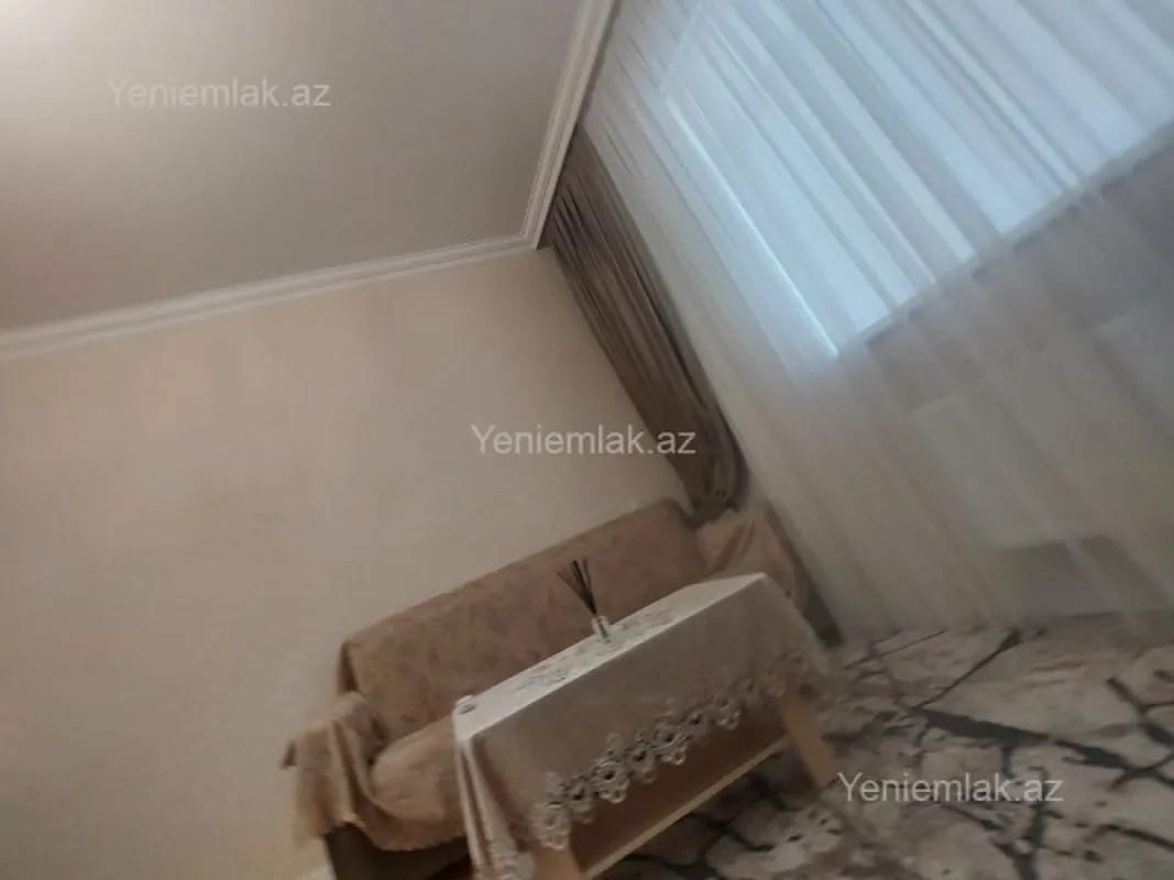 Satılır 3 otaqlı həyət evi 130 m²