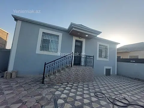Satılır 3 otaqlı həyət evi 130 m²