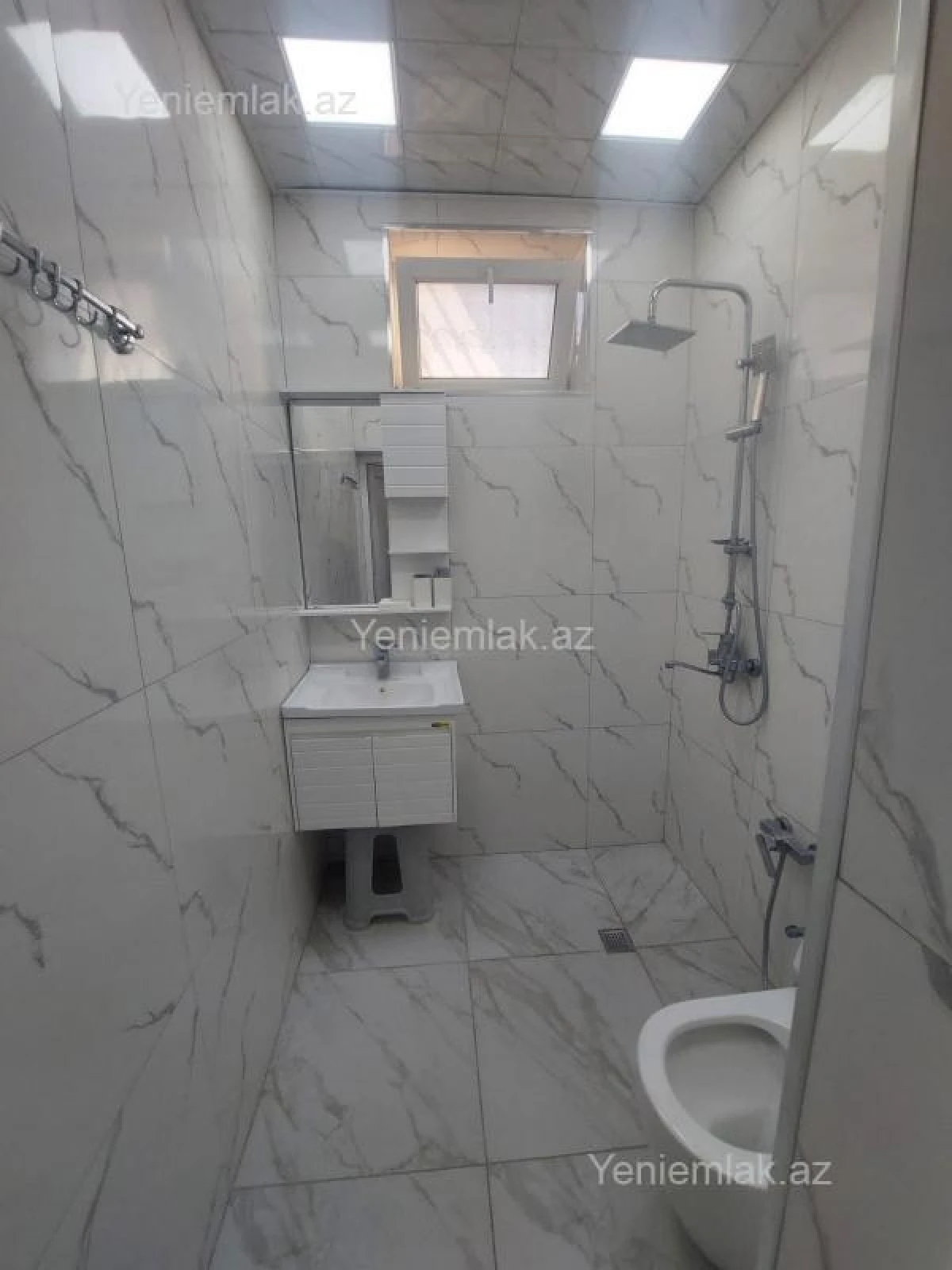 Satılır 3 otaqlı həyət evi 130 m²