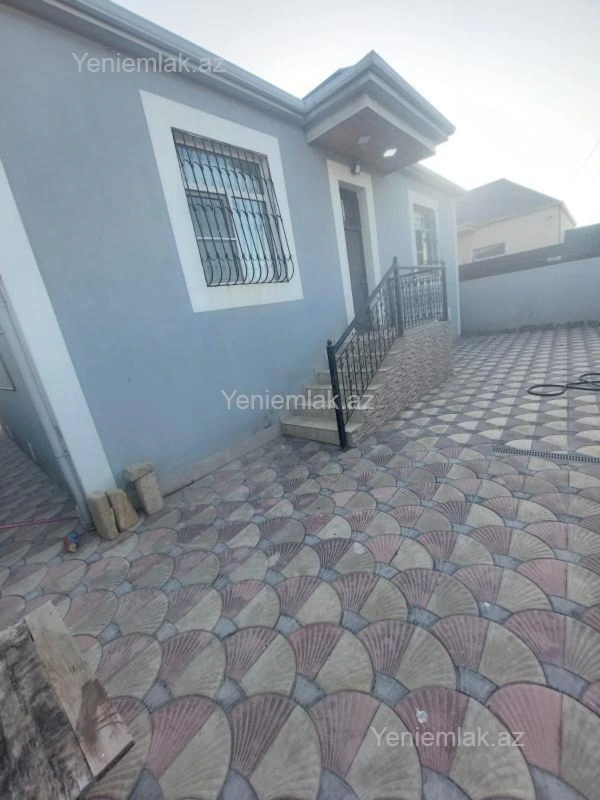 Satılır 3 otaqlı həyət evi 130 m²