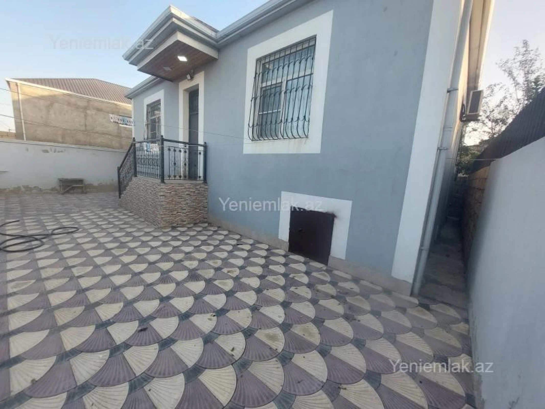 Satılır 3 otaqlı həyət evi 130 m²