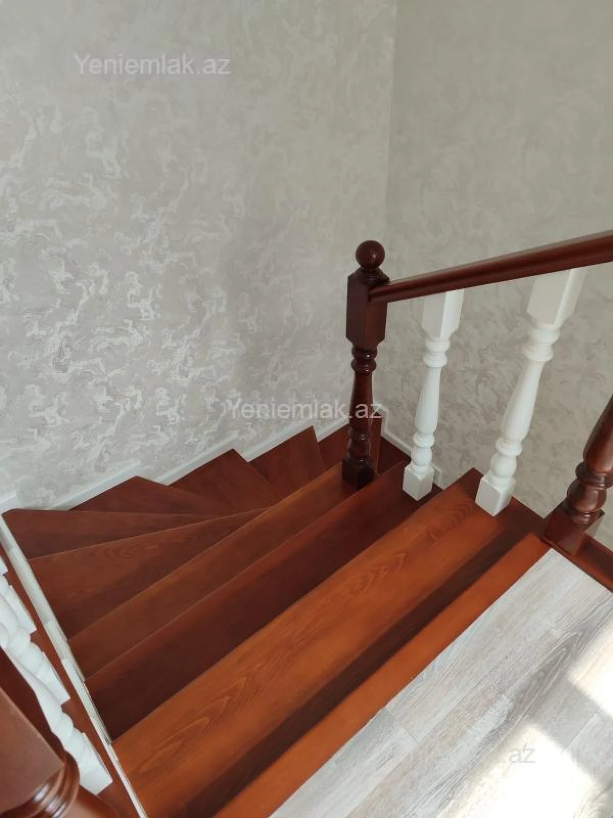 Satılır 4 otaqlı həyət evi 100 m²