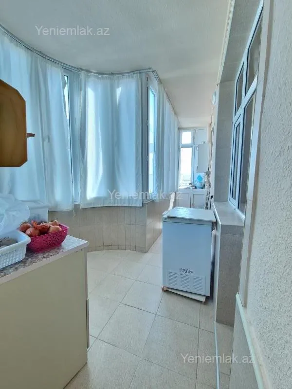 Satılır 3 otaqlı yeni tikili 145 m²