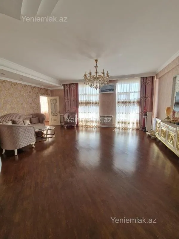 Satılır 3 otaqlı yeni tikili 145 m²