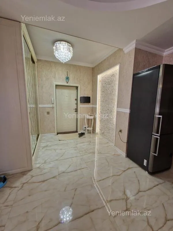 Satılır 3 otaqlı yeni tikili 145 m²