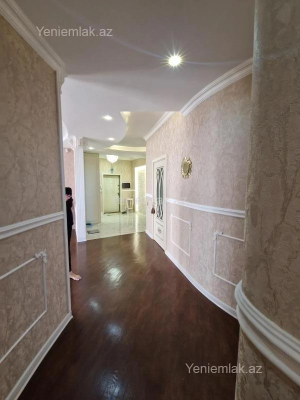 Satılır 3 otaqlı yeni tikili 145 m²