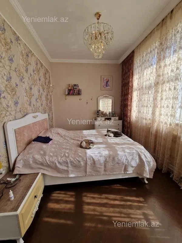 Satılır 3 otaqlı yeni tikili 145 m²
