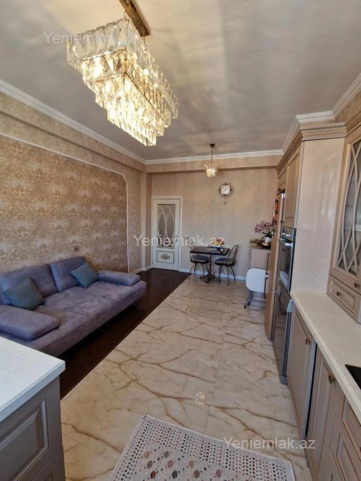 Satılır 3 otaqlı yeni tikili 145 m²