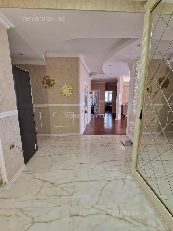 Satılır 3 otaqlı yeni tikili 145 m²