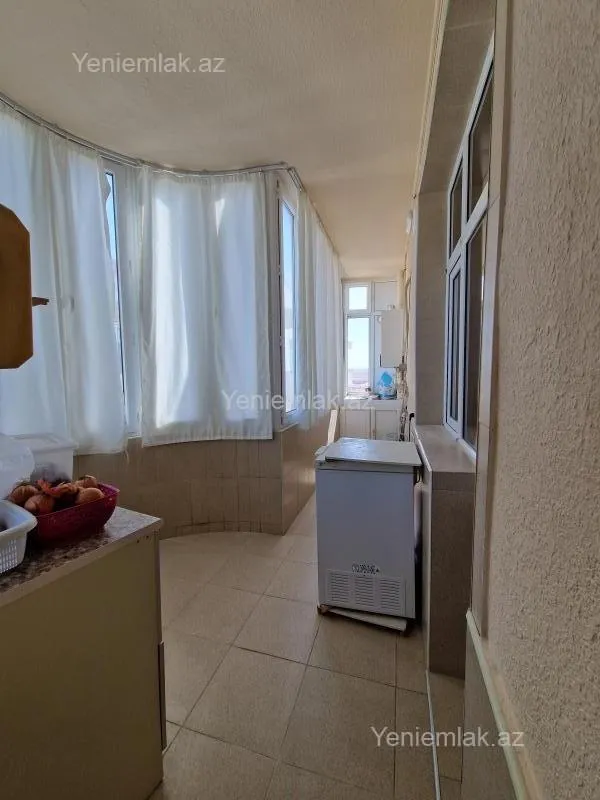 Satılır 3 otaqlı yeni tikili 145 m²