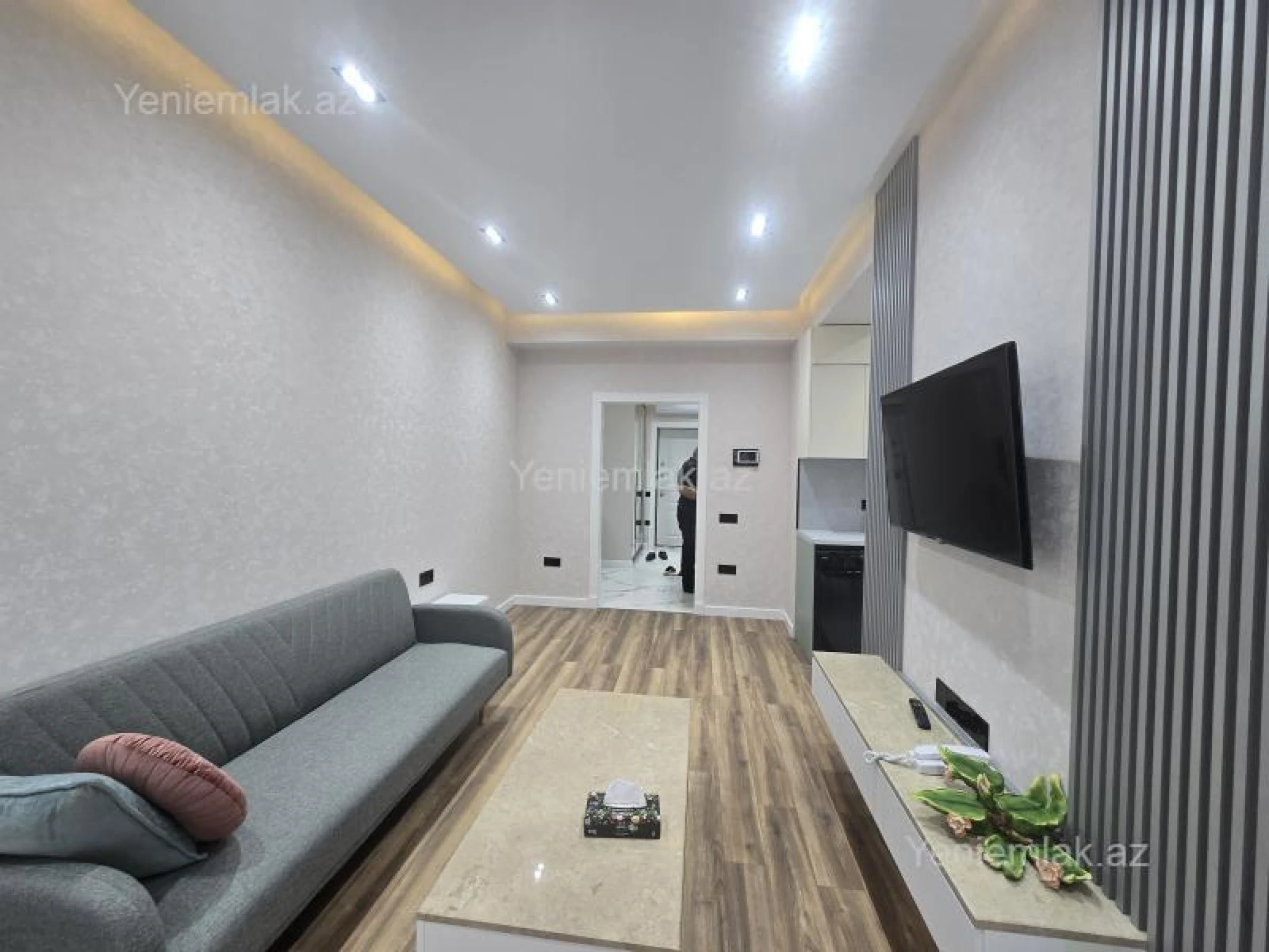 Satılır 2 otaqlı yeni tikili 84 m²