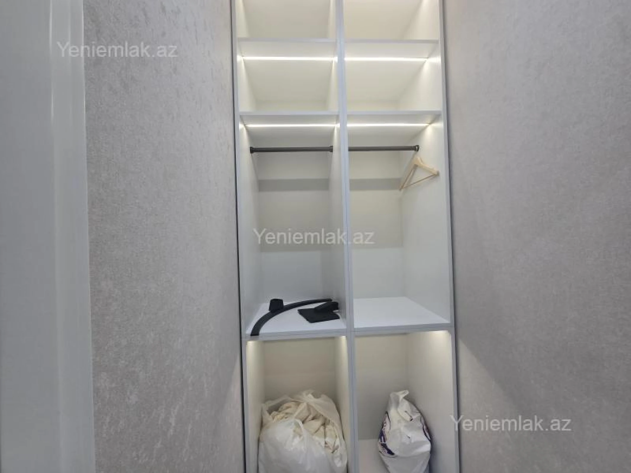 Satılır 2 otaqlı yeni tikili 84 m²