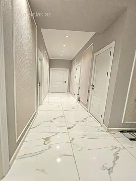 Satılır 3 otaqlı yeni tikili 105 m²
