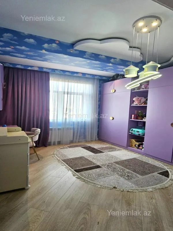 Satılır 3 otaqlı yeni tikili 105 m²