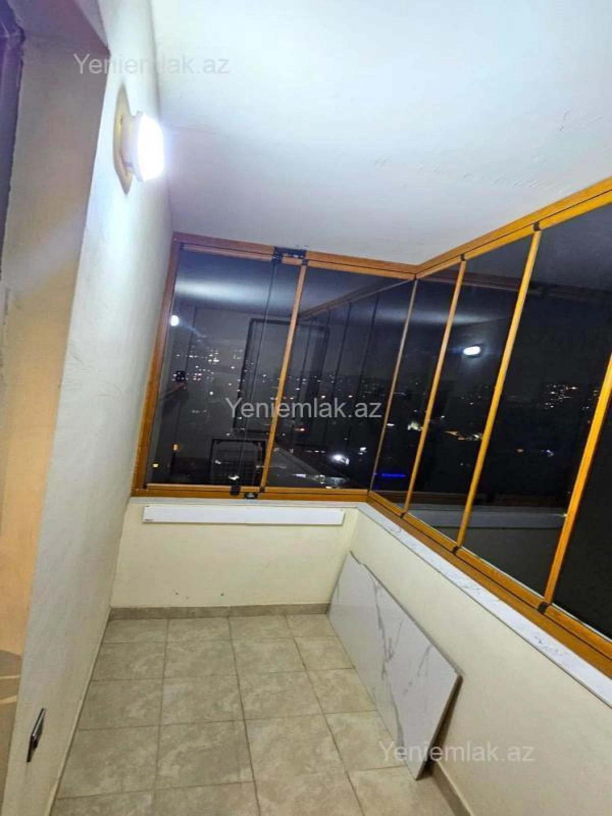 Satılır 3 otaqlı yeni tikili 105 m²