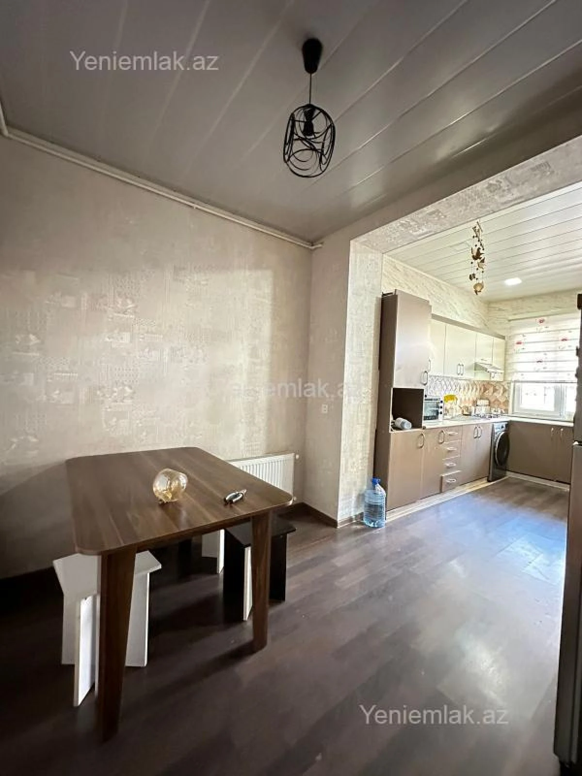 Satılır 3 otaqlı köhnə tikili 85 m²