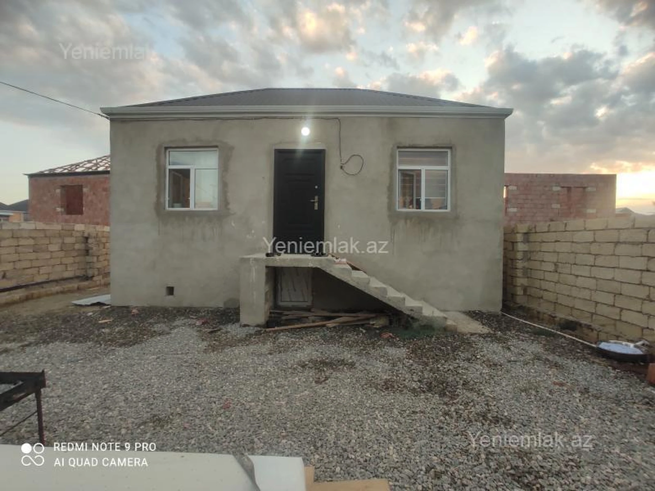Satılır 2 otaqlı həyət evi 50 m²