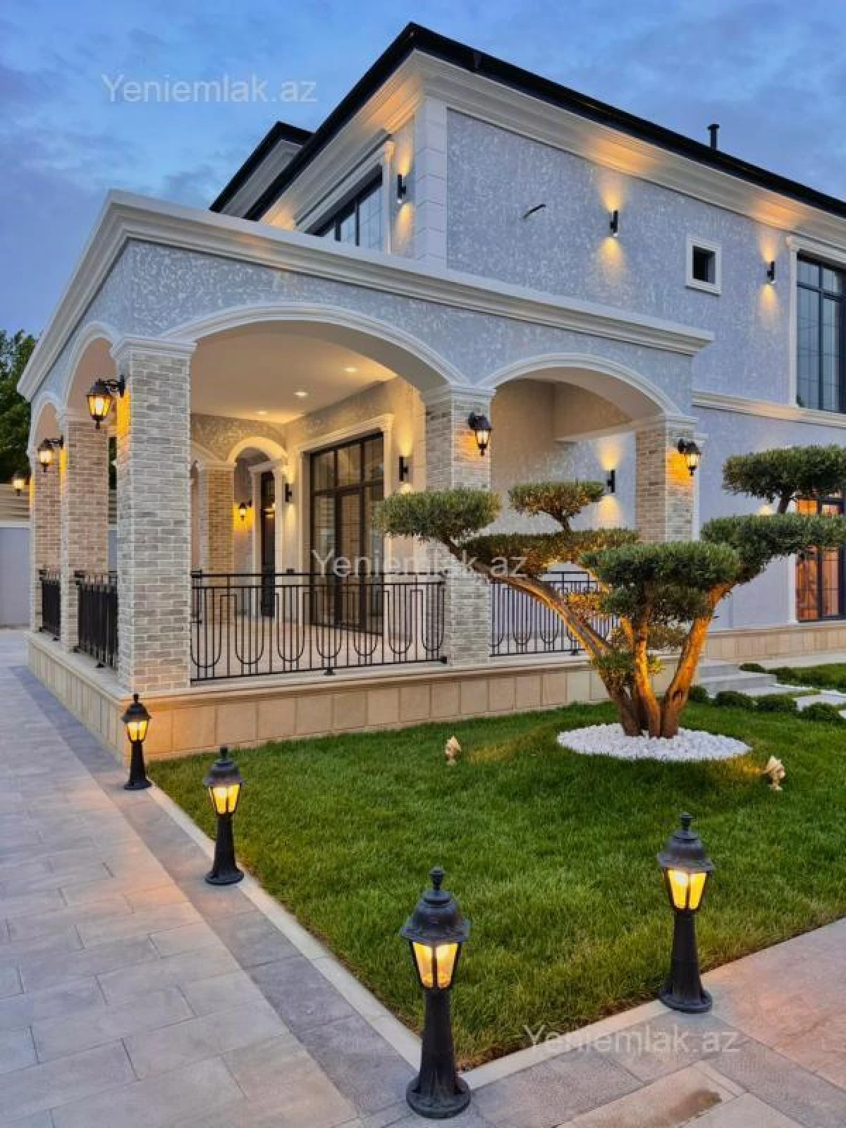 Satılır 6 otaqlı həyət evi 430 m²