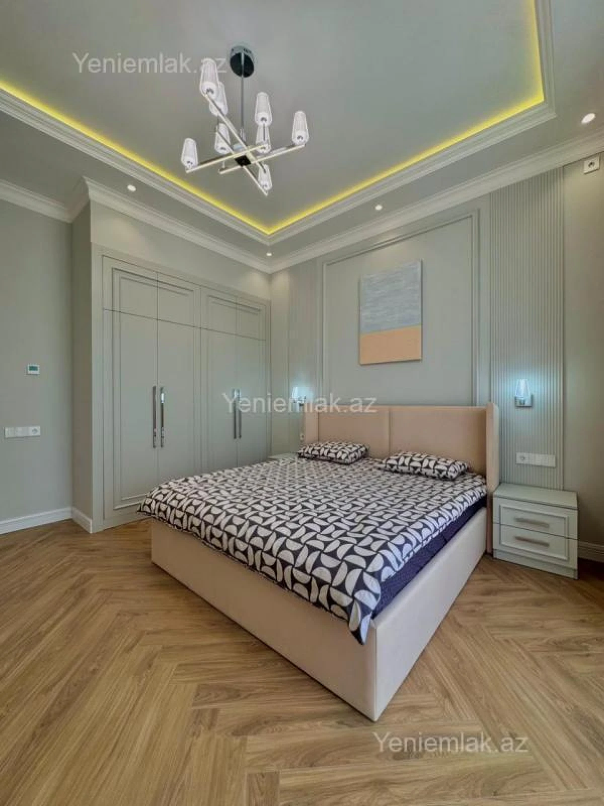 Satılır 6 otaqlı həyət evi 430 m²
