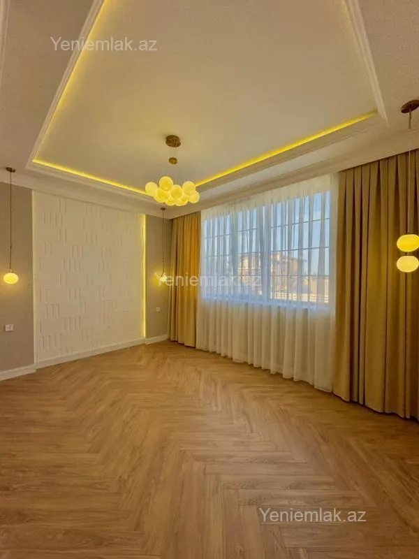 Satılır 6 otaqlı həyət evi 430 m²