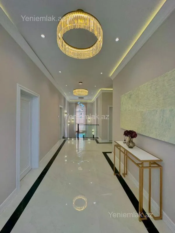 Satılır 6 otaqlı həyət evi 430 m²