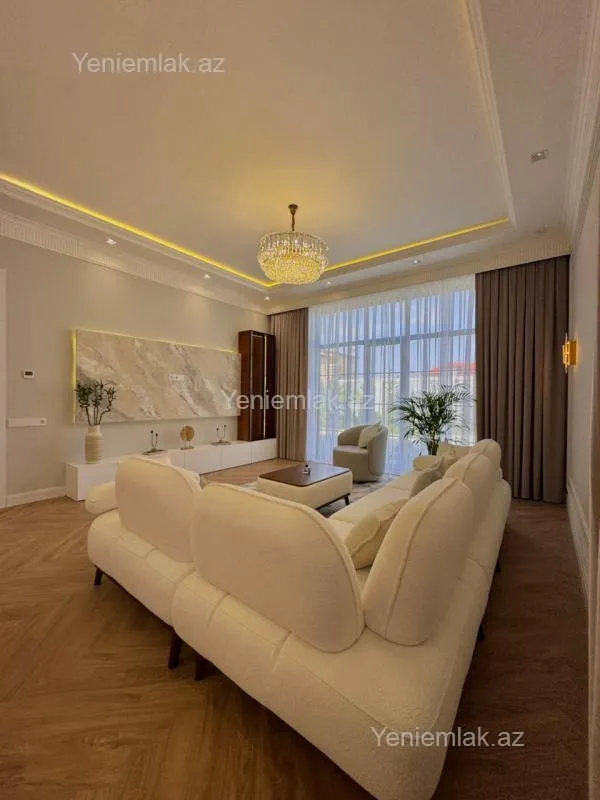Satılır 6 otaqlı həyət evi 430 m²
