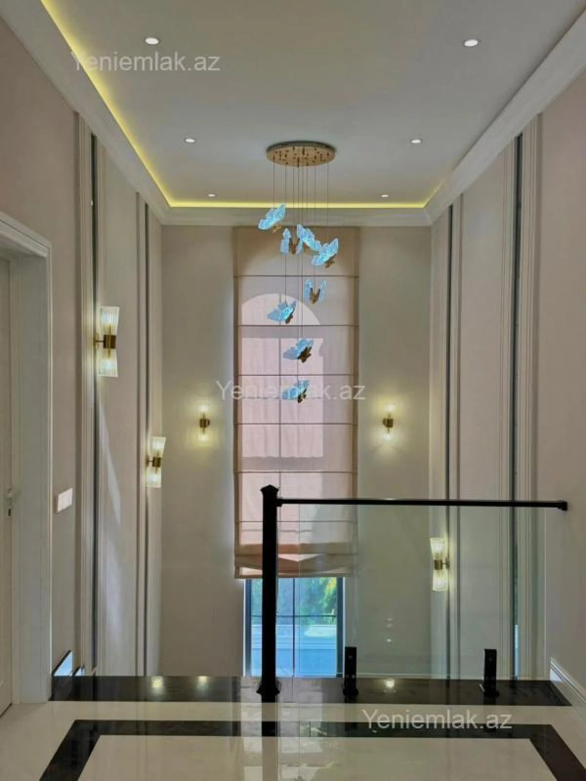 Satılır 6 otaqlı həyət evi 430 m²