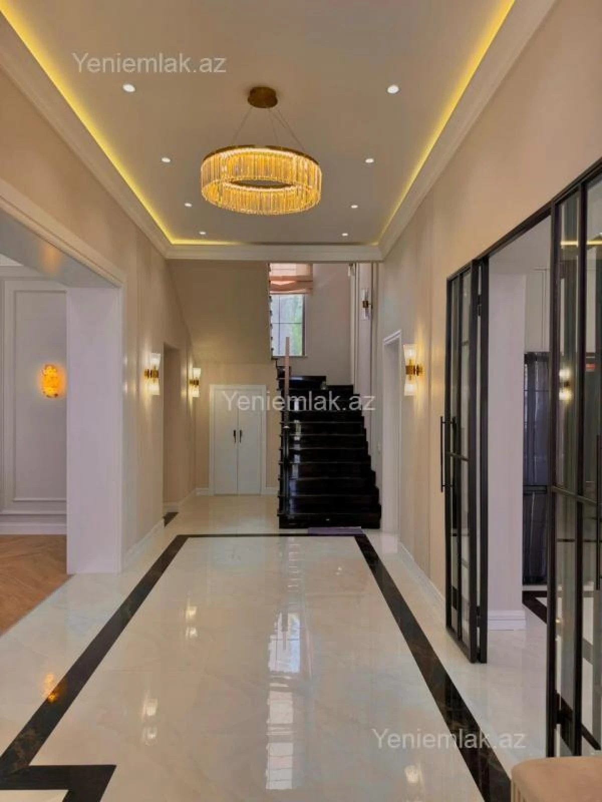 Satılır 6 otaqlı həyət evi 430 m²