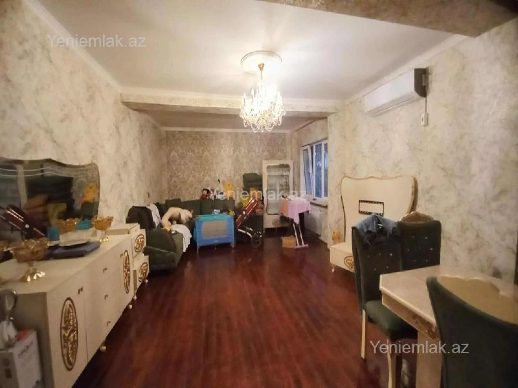Satılır 2 otaqlı köhnə tikili 55 m²